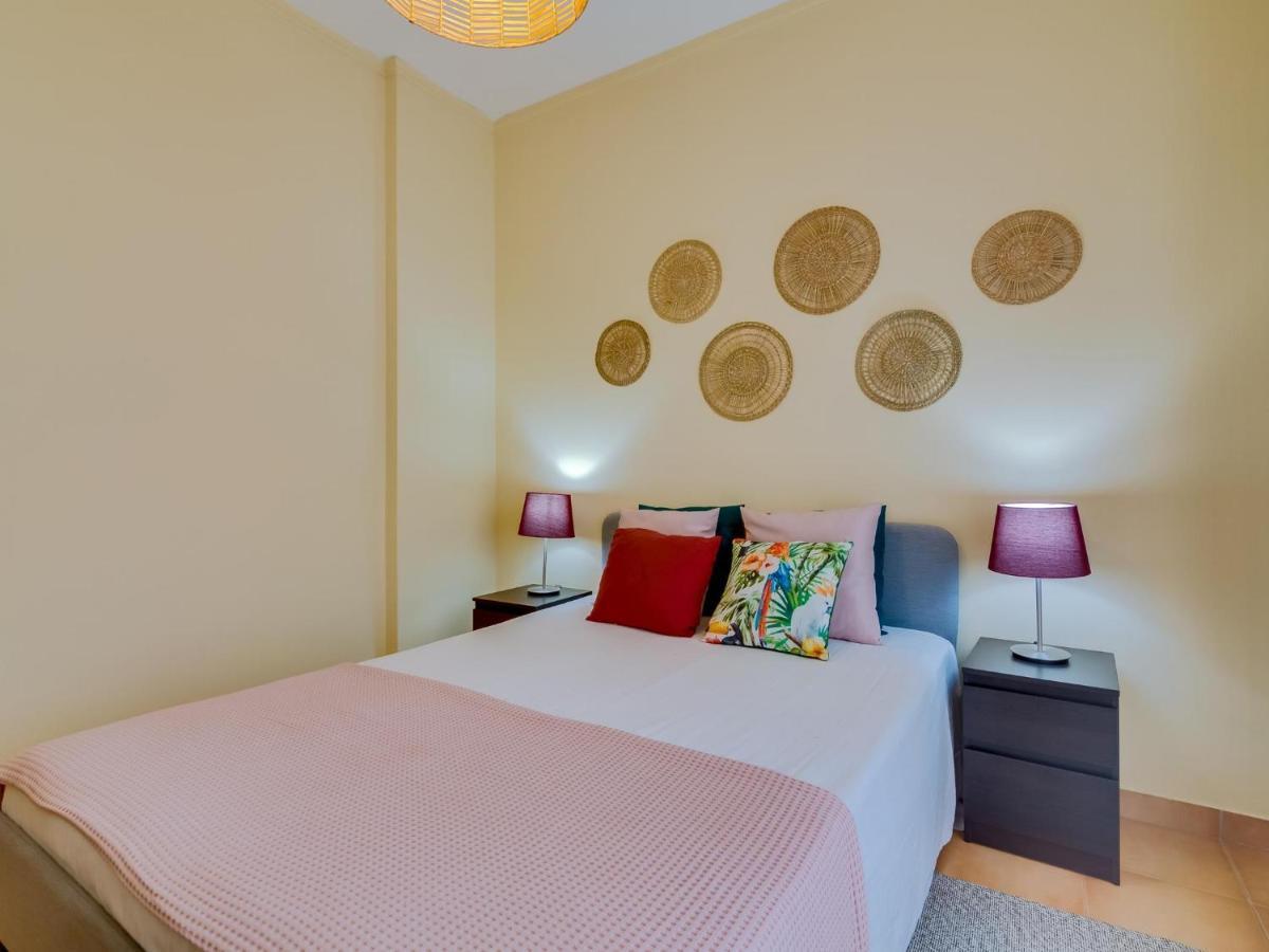 Al - Beachside Hideaway Quarteira Extérieur photo